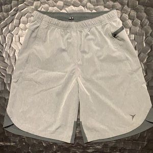 Old Navy active shorts, small